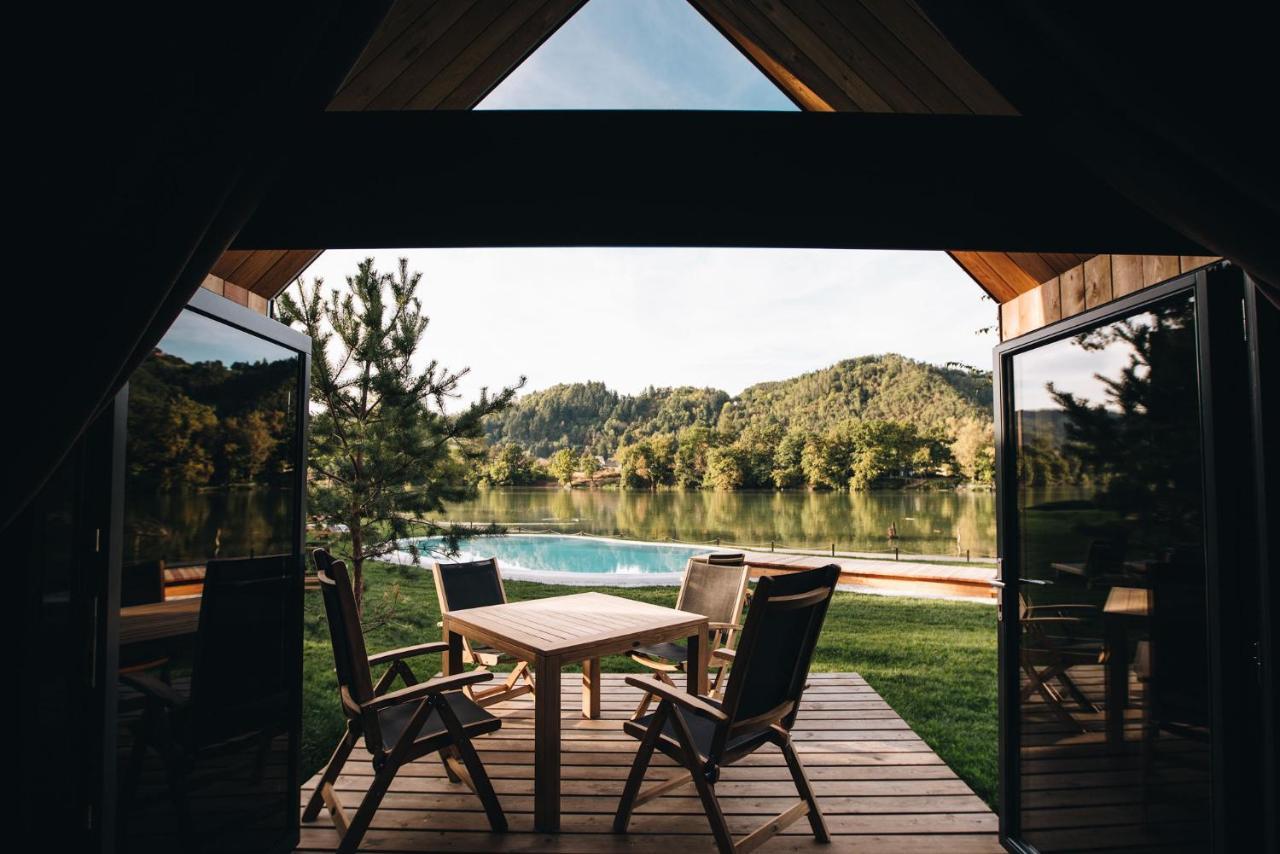 Luxury Glamping Chocolate Village มาริบอร์ ภายนอก รูปภาพ