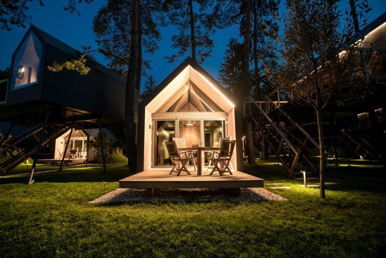 Luxury Glamping Chocolate Village มาริบอร์ ภายนอก รูปภาพ
